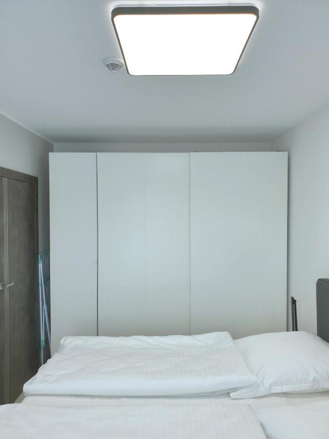 Private Apartment, Aircondition, Hd Tv Pl & De, Wifi, Garage, Fully Equipped, Near Beach Kołobrzeg Exteriör bild